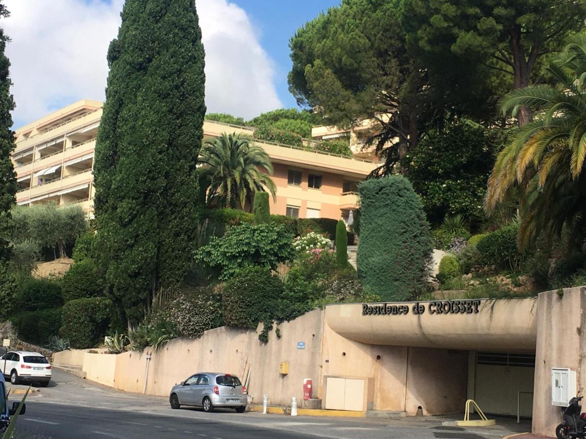 Clim Jardin Et Parking Prive -Piscine Tennis Et Park Vue Mer Грас Екстериор снимка